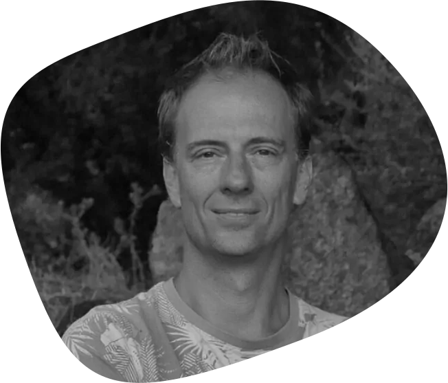 Simon Rowe